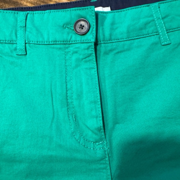 Boden Richard Flat Front Cotton Kelly Green 9” Shorts 8 - Picture 3 of 7